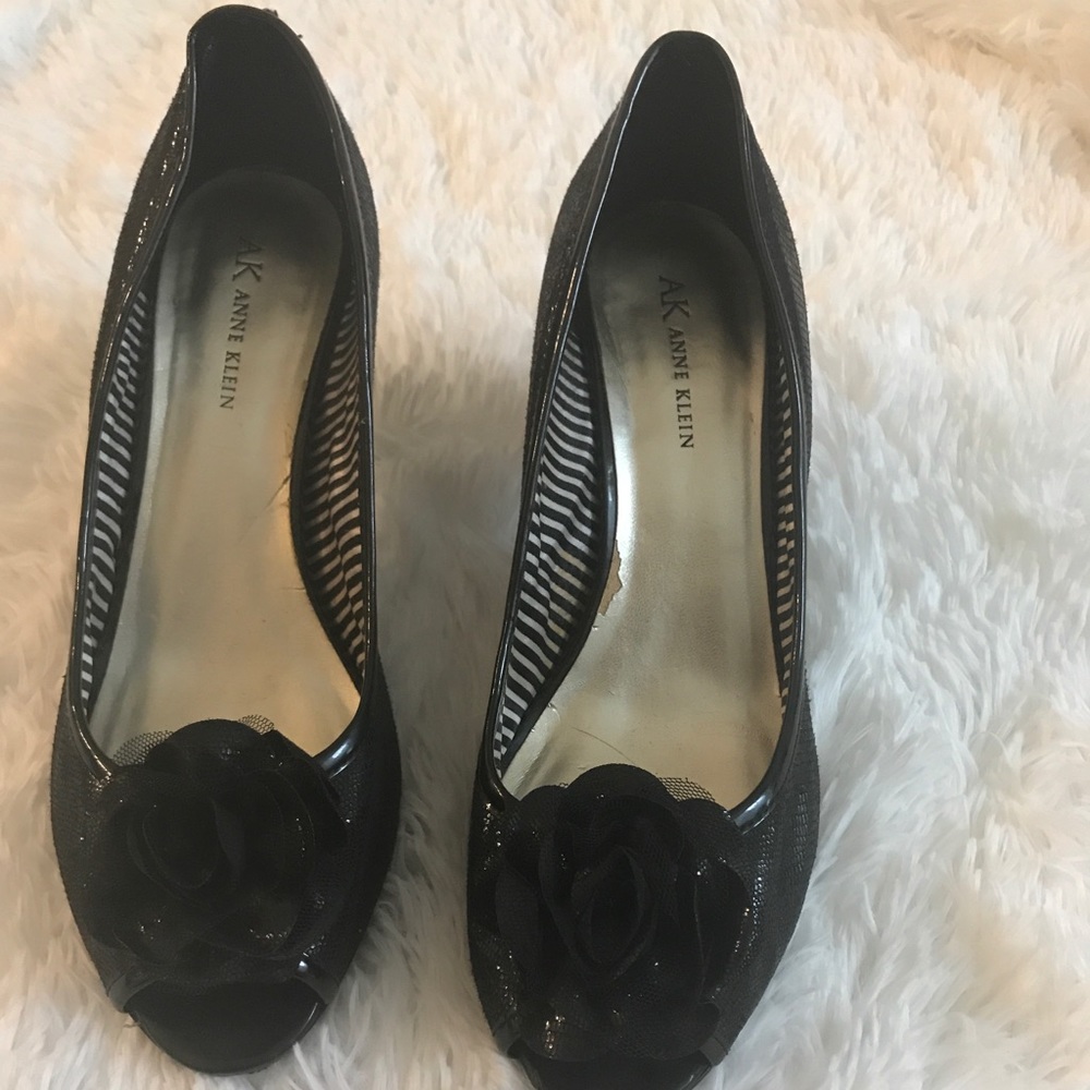 SOLD!!SALE‼️ Ann Klein dress pumps!!!